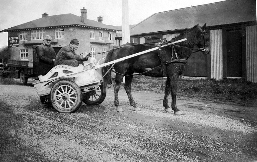 Milkman E. Hatch outside the Leeston Hotel.
Courtesy of Baylis Family
Ellesmere Historical Sociaty EHS-6755