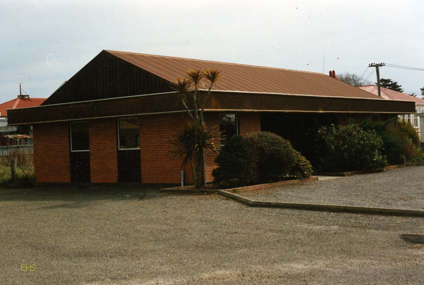 Leeston medical centre, 1988.  Photographer Allan F Chapman, Ellesmere Historical Sociaty
EHS-3084  