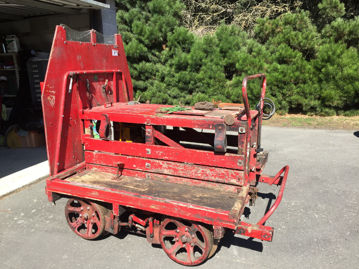 The red Cass railway jigger